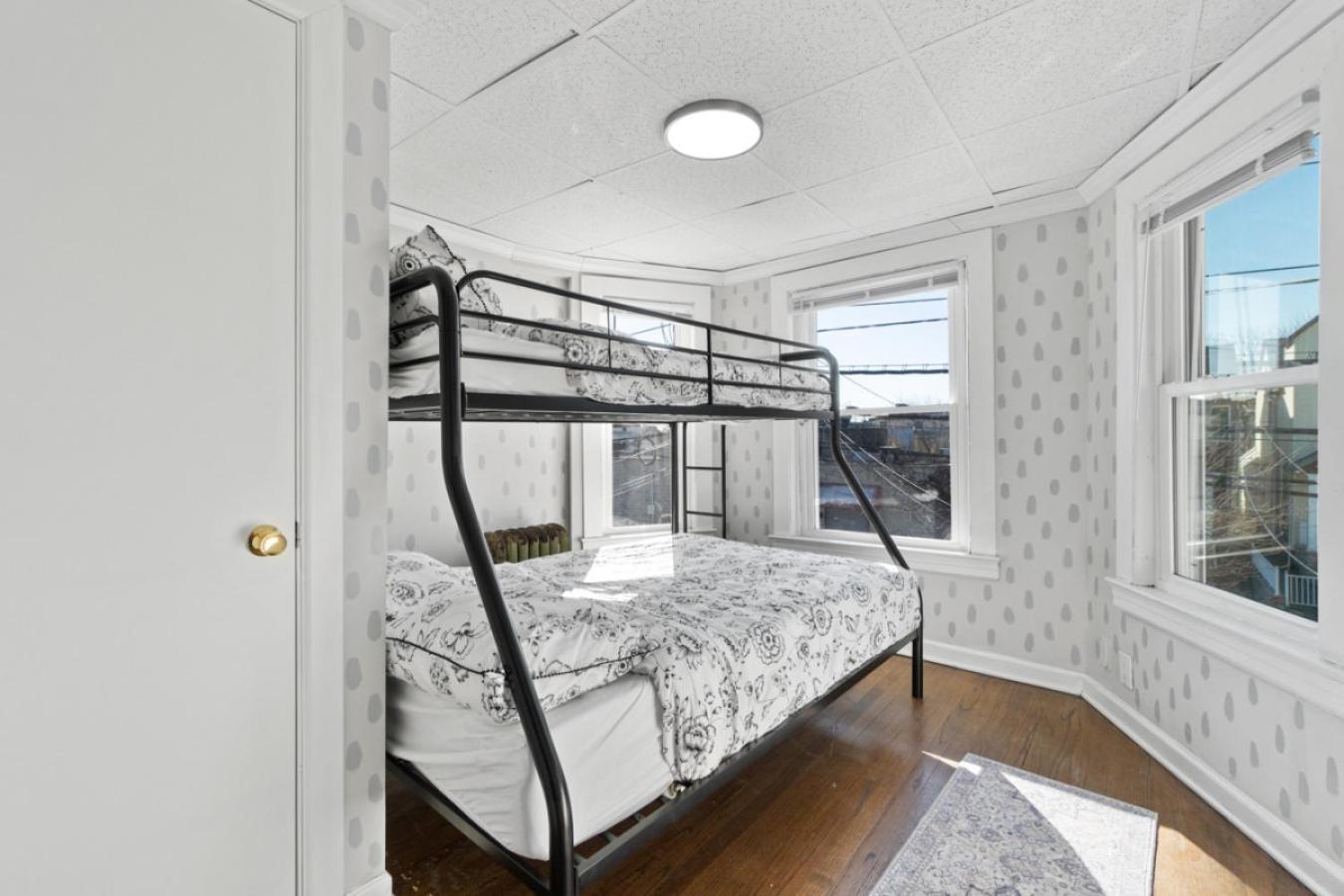The Whimsical Estate Sleeps 16Plus 20M To Nyc Free Parking Нью-Йорк Екстер'єр фото
